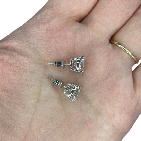 Classic Sparkly Rhinestone Large Stud Earrings - Picture 4 of 16
